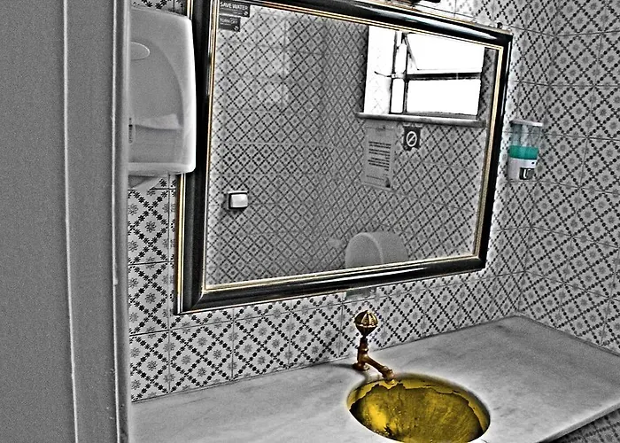 Dormitory Room Mixed